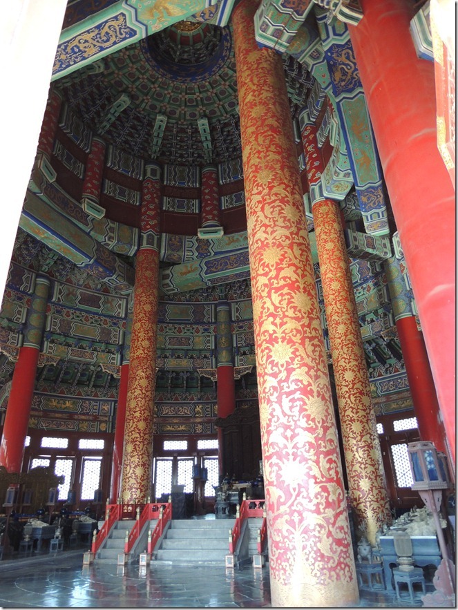 Interior-of-temple-of-heaven_thumb3